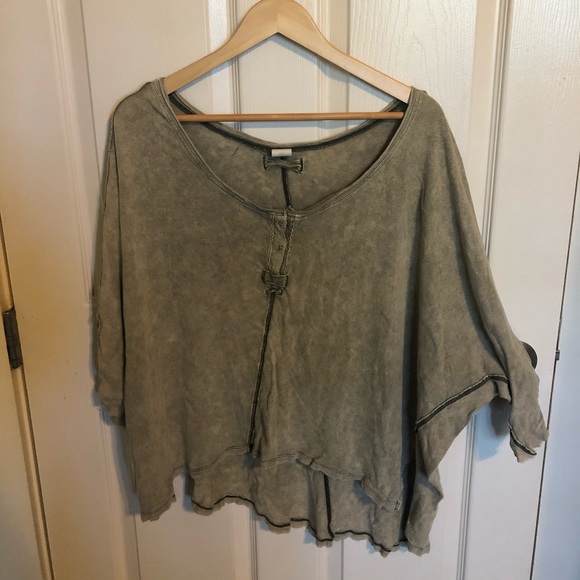 Free People Top - Picture 1 of 3
